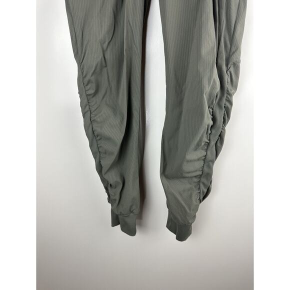 Lululemon Beyond the Studio Jogger Lightweight Stretch Green Women's Size 4 2021 - Picture 7 of 12